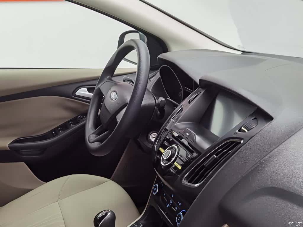 Ford Focus, 2016 22