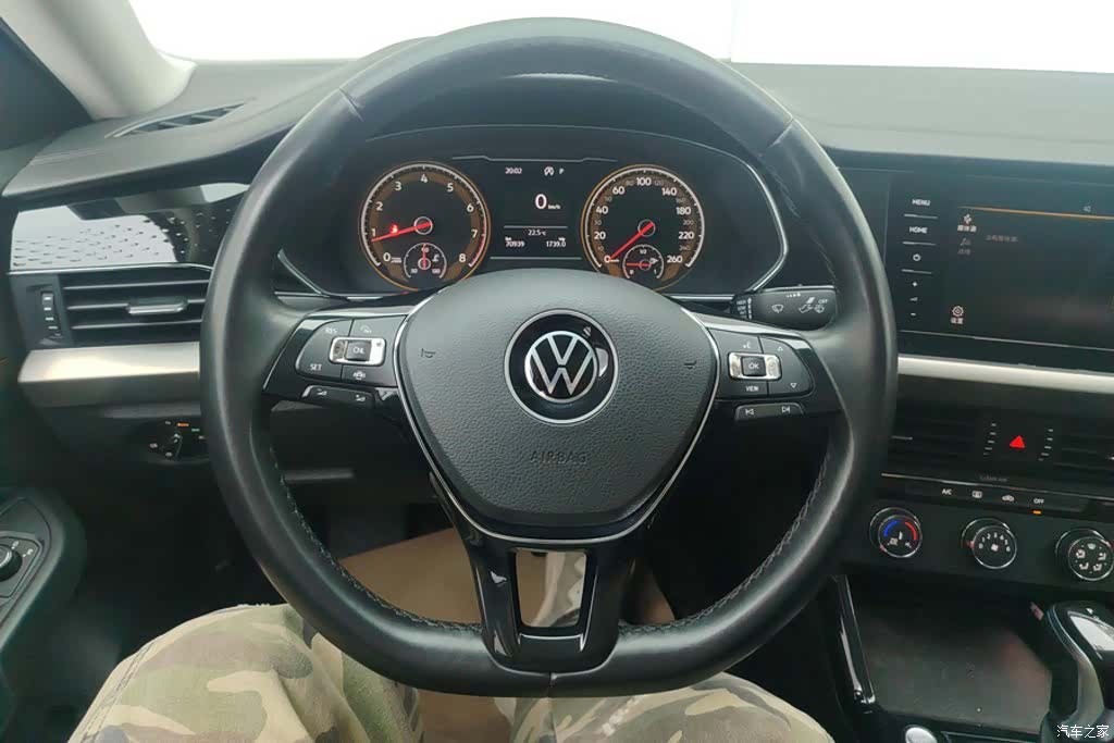 Volkswagen Passat, 2021 15