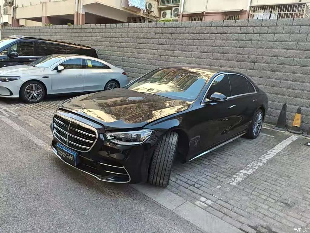 Mercedes-Benz S-Class, 2024 1