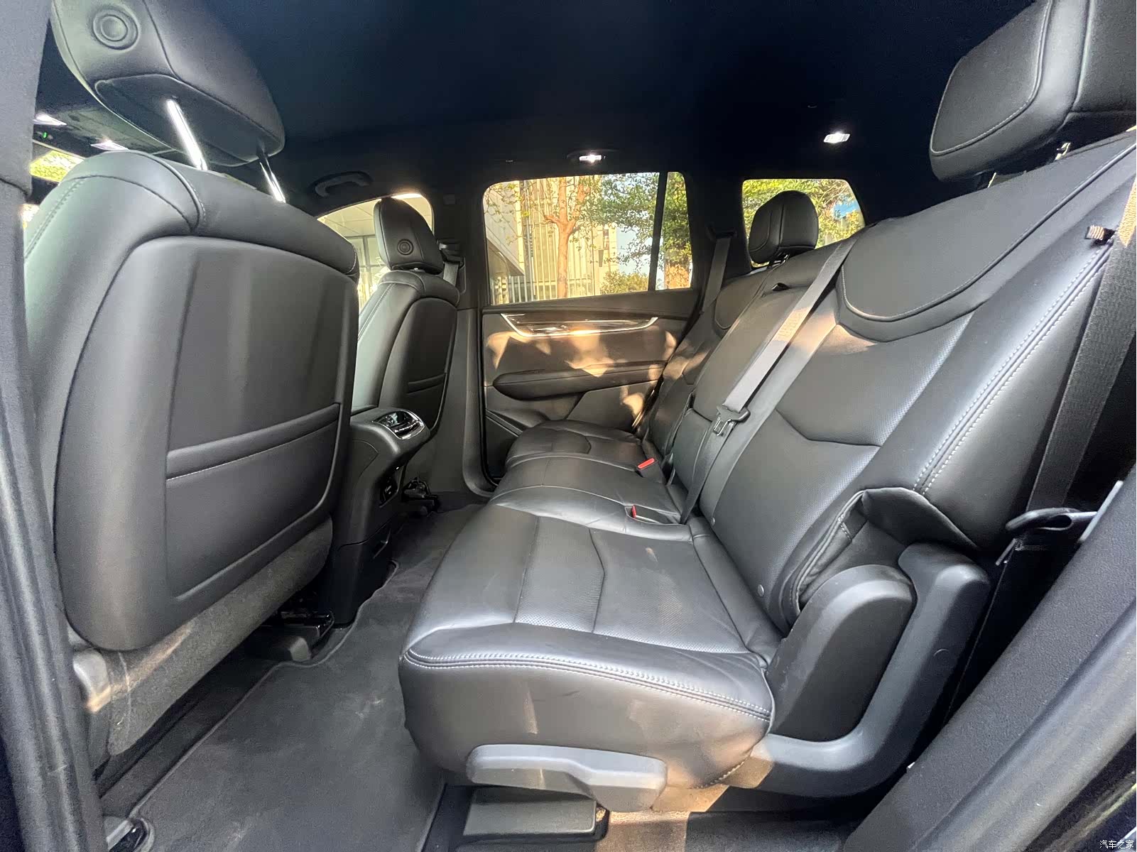 Cadillac XT6, 2020 10