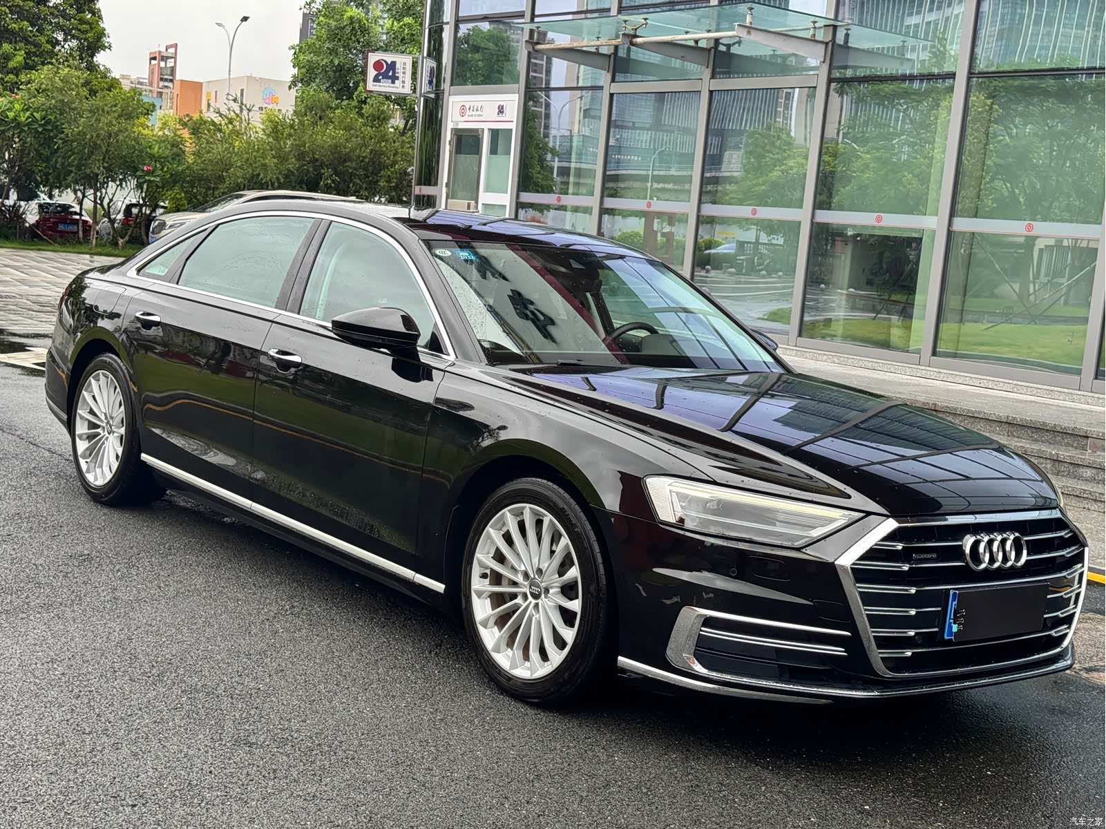 Audi A8L, 2018 3