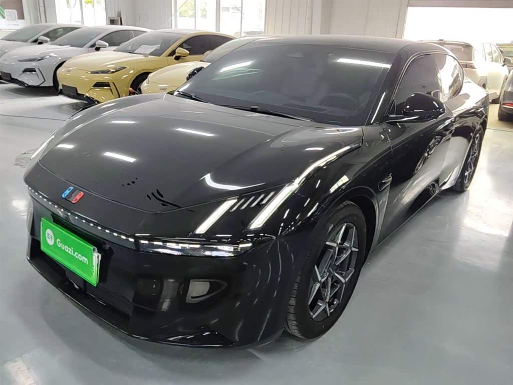 Lynk & Co Z10