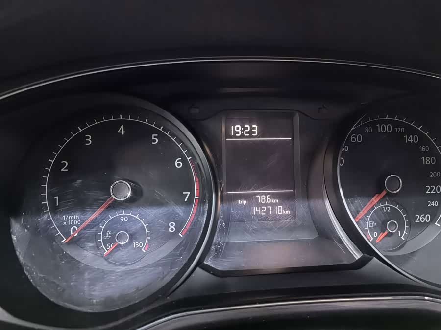 Volkswagen Passat 2018, фото 11