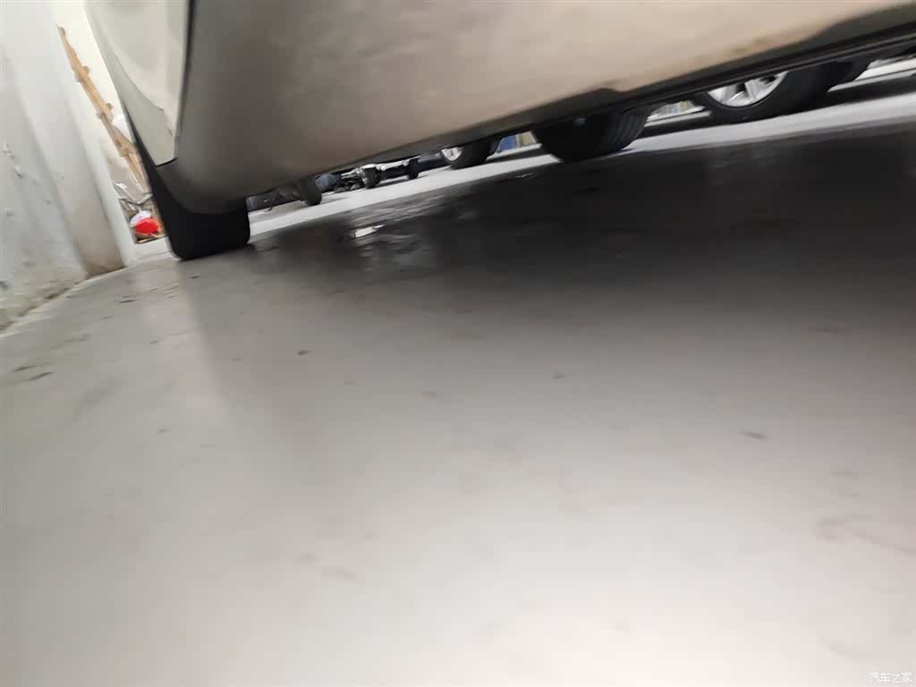 Tesla Model Y, 2023 22