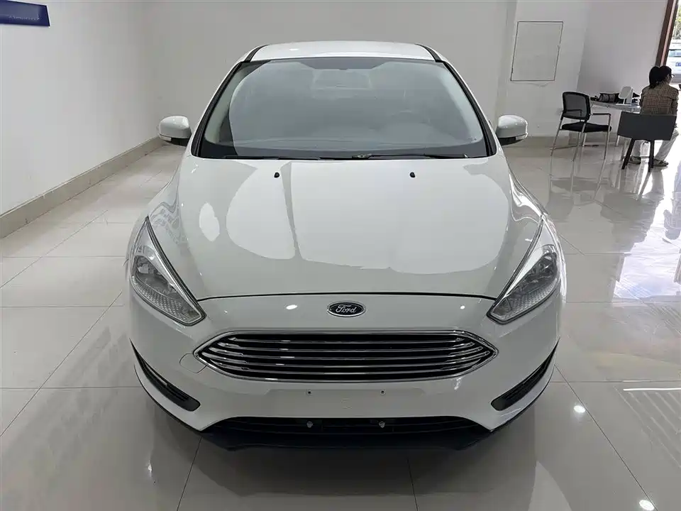 Ford Fox