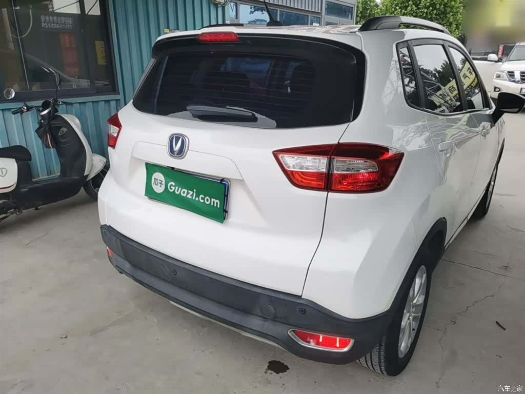 Changan CS15, 2017 7