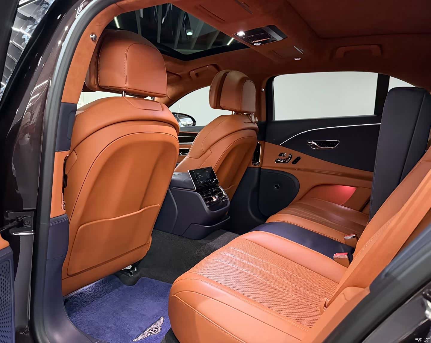 Bentley Flying Spur, 2022 все фото