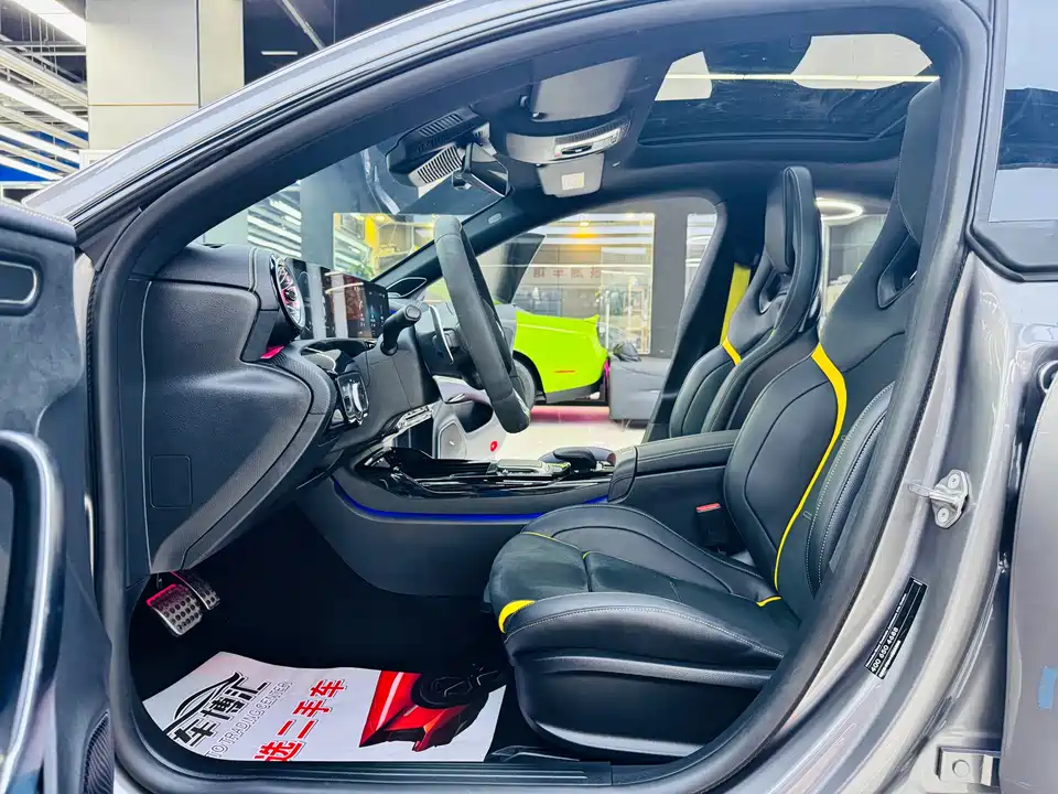 Mercedes-Benz CLA AMG