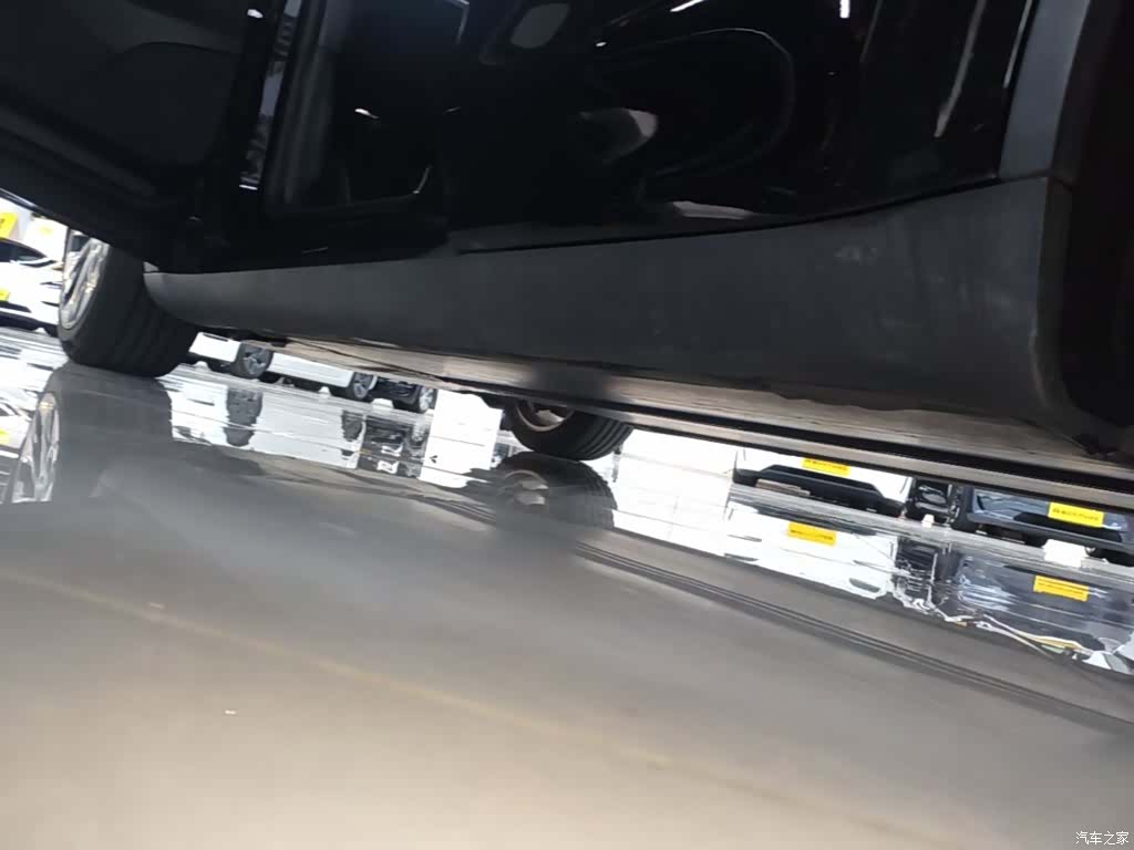 Tesla Model Y, 2022 22