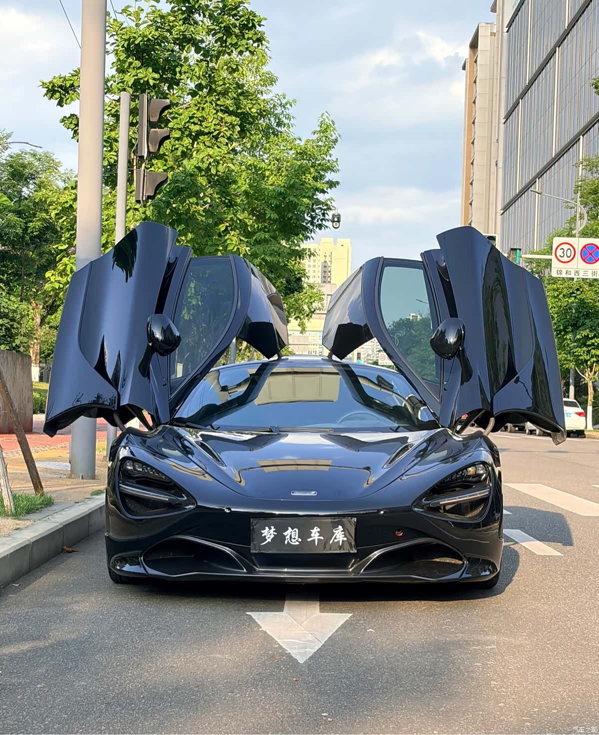 McLaren 720S, 2019 4
