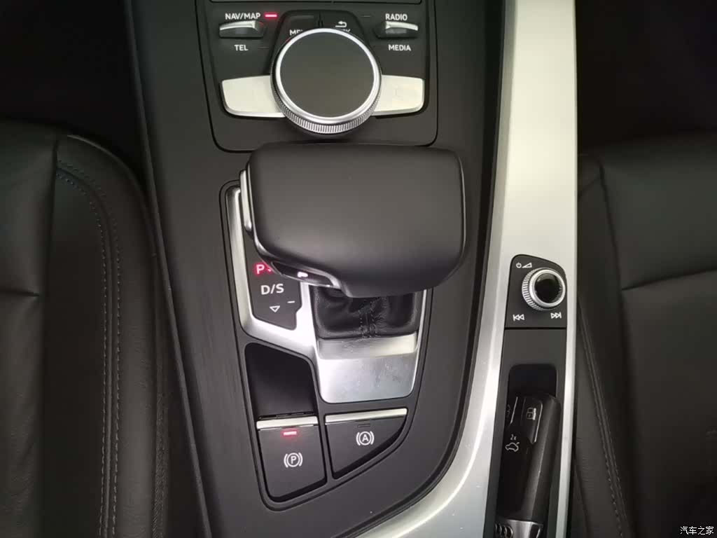Audi A4L, 2020 14