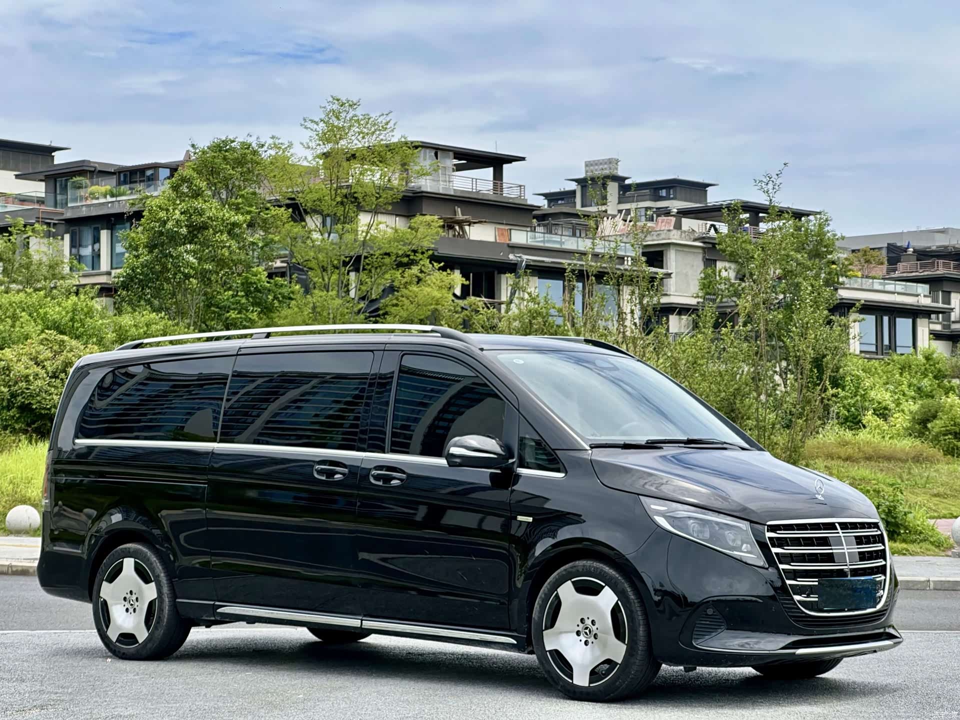 Mercedes-Benz V-Class, 2025 2