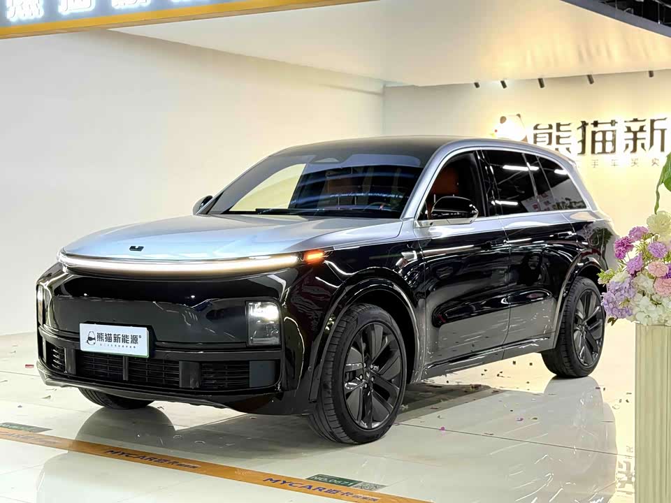 Li Auto Ideal L8