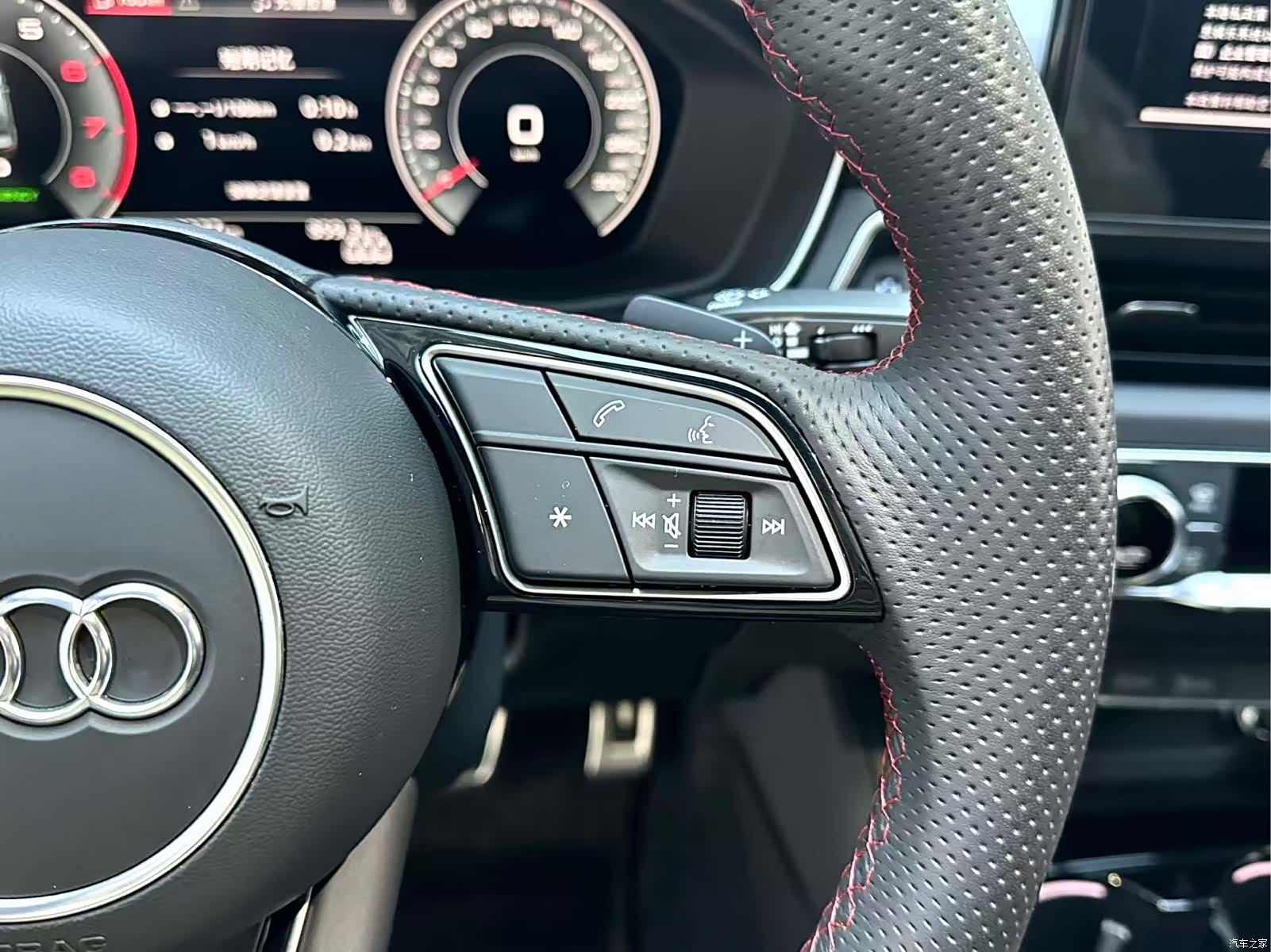 Audi A4L, 2025 15
