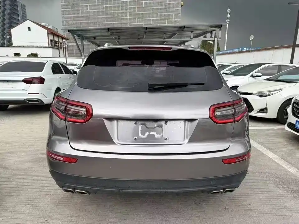 Zotye SR9 Zotye SR9
