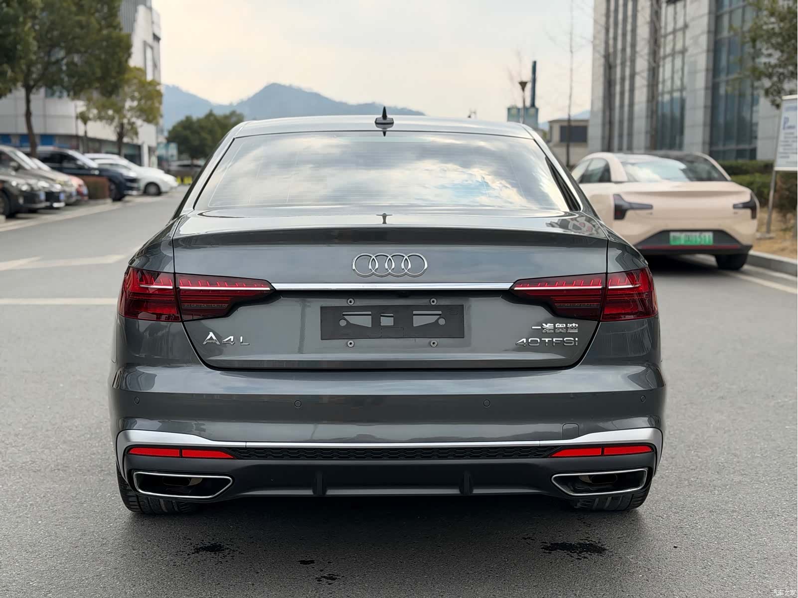 Audi A4L, 2021 17