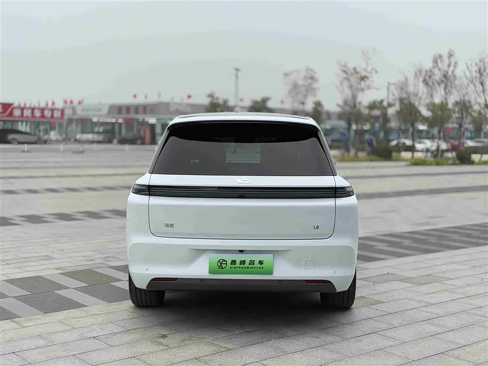 Li Auto Ideal L8