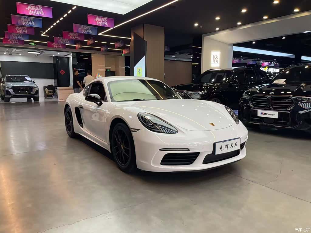 Porsche Cayman, 2019 3