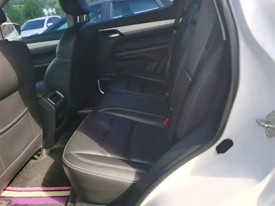 Geely Vision X6