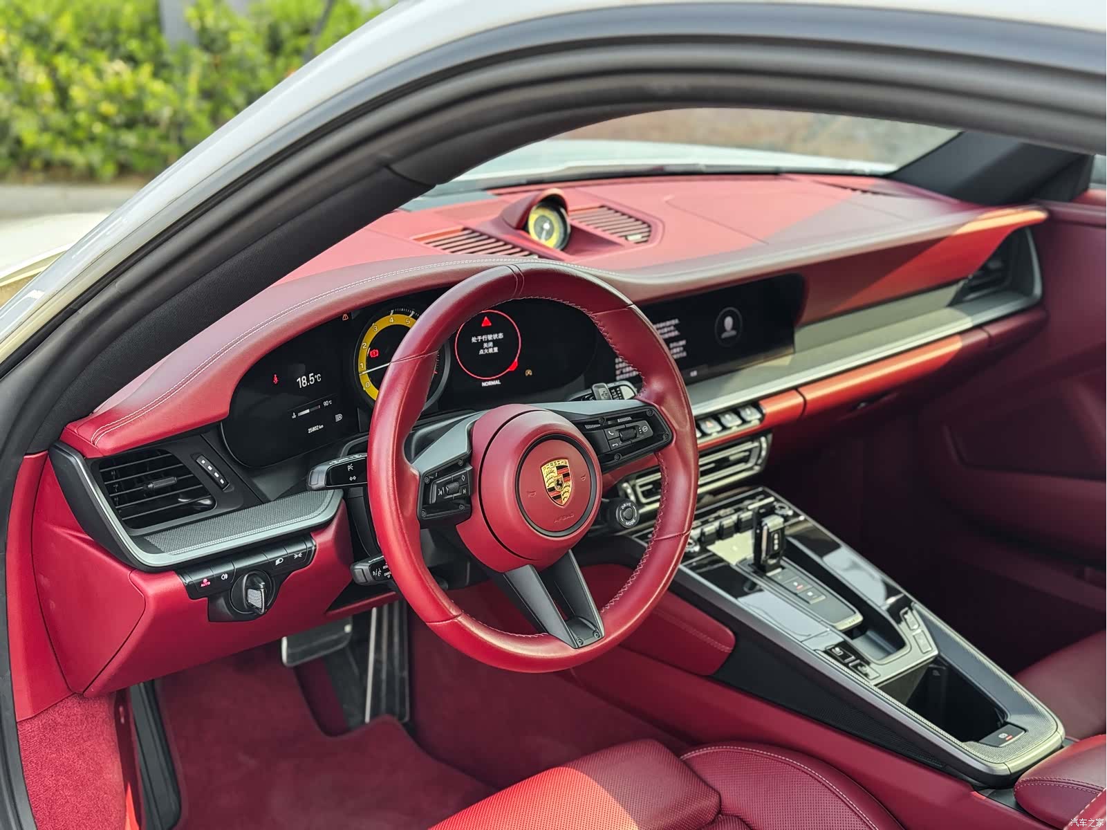 Porsche 911, 2023 12