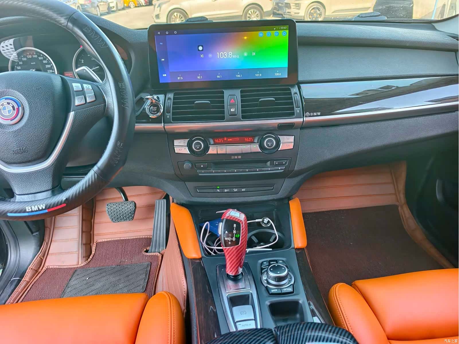 BMW X6, 2012 10