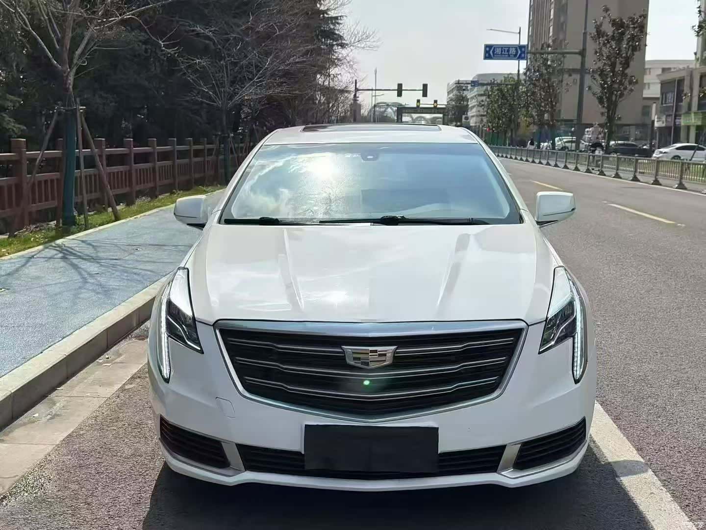 Cadillac XTS, 2018 2