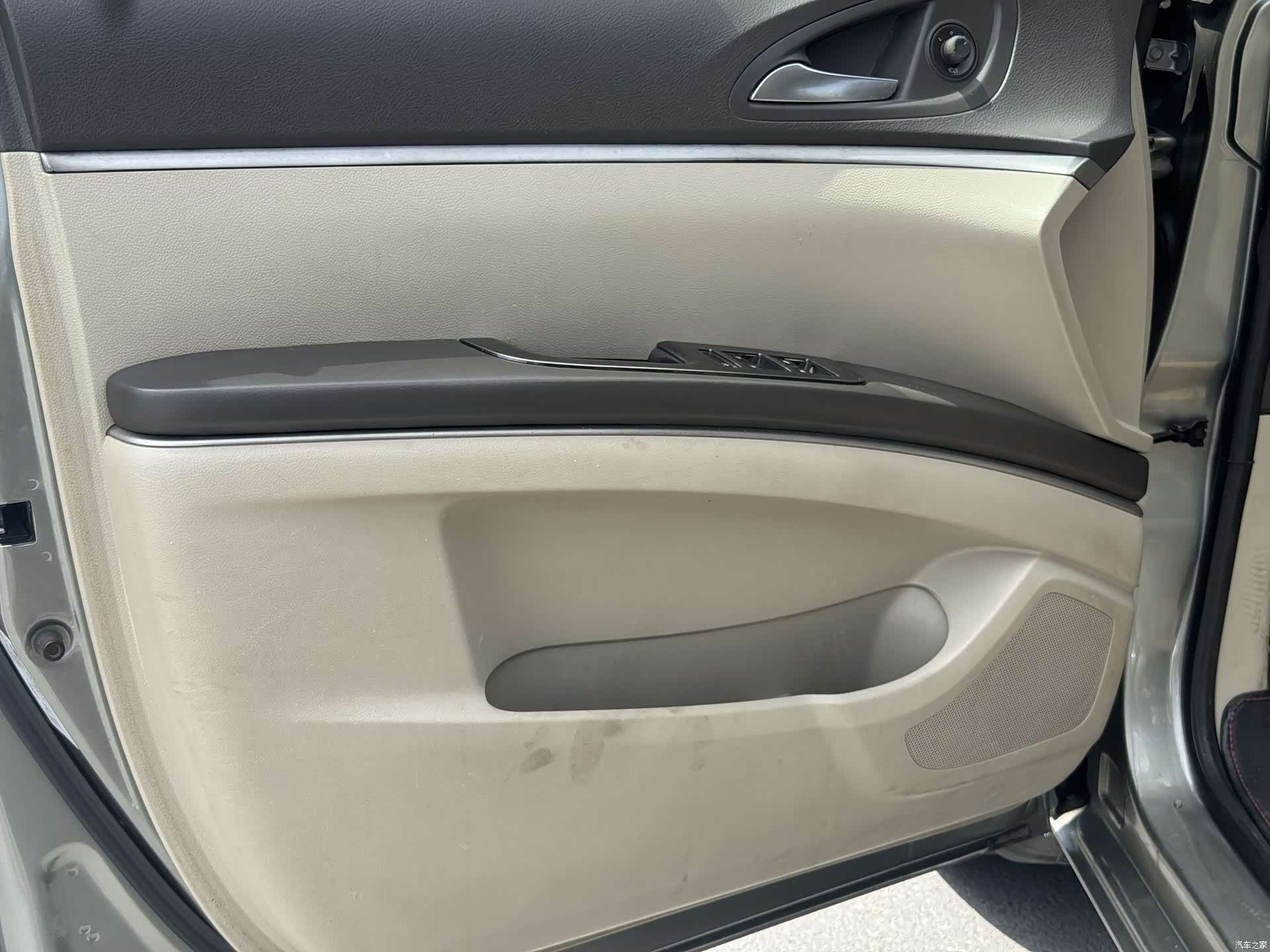 Buick GL8, 2012 14