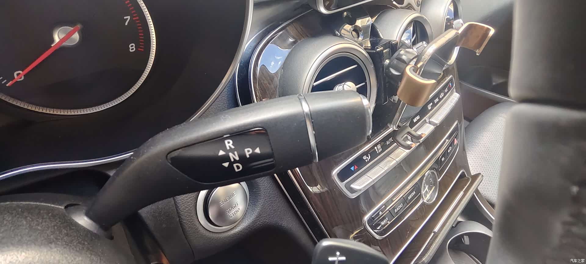 Mercedes-Benz C-Class, 2015 17