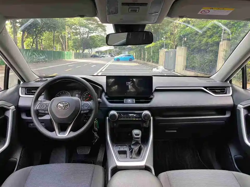 Toyota RAV4 Rongfang