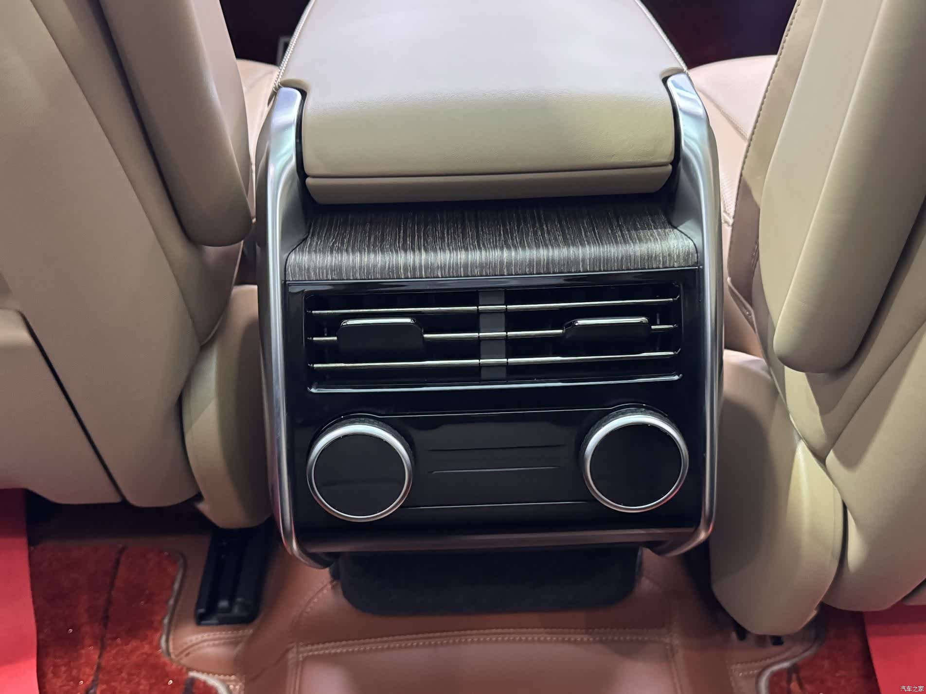 Land Rover Range Rover, 2023 25