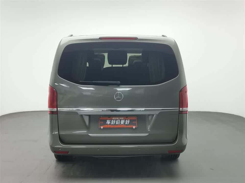 Mercedes-Benz V-class