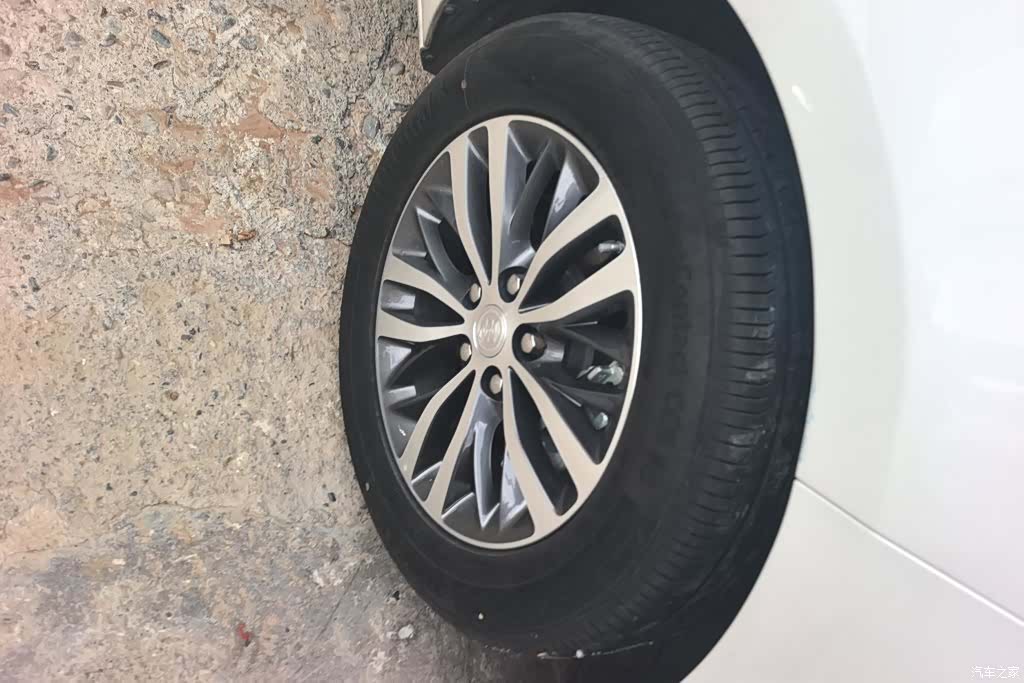 Buick GL8, 2024 6