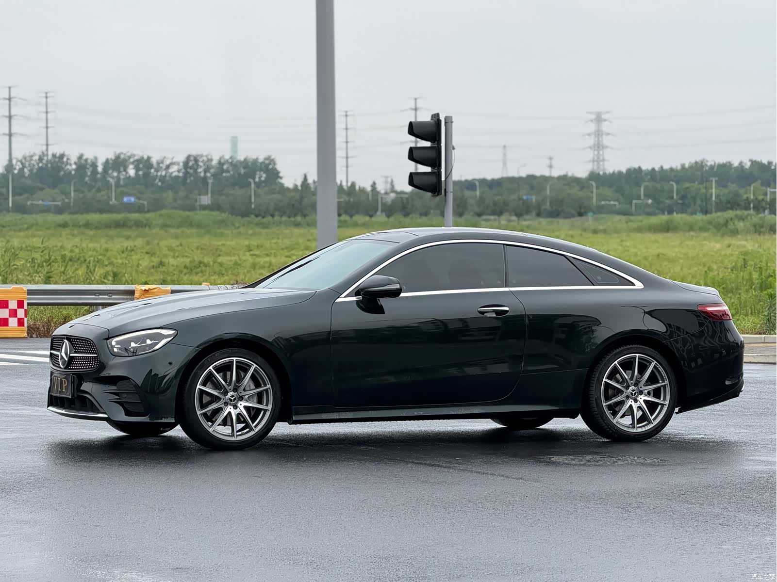 Mercedes-Benz E-Class, 2023 1