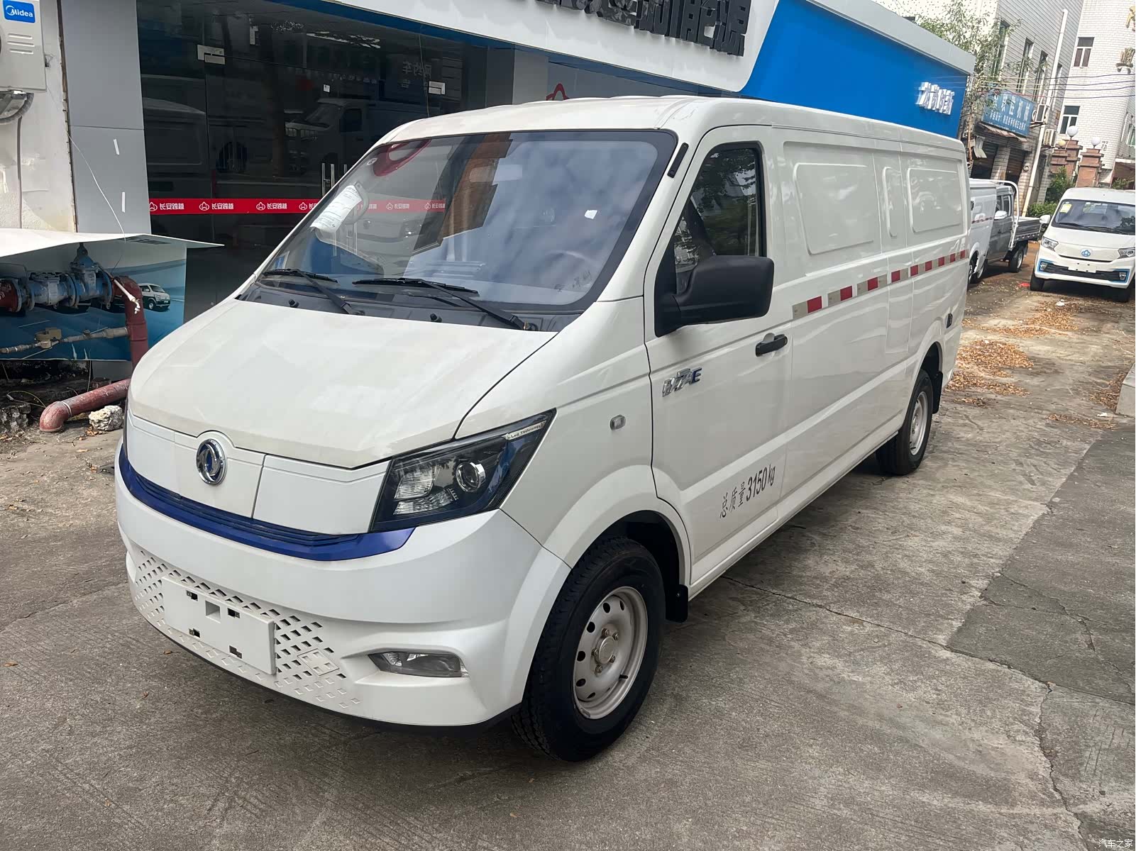 DongFeng EM27, 2024 2