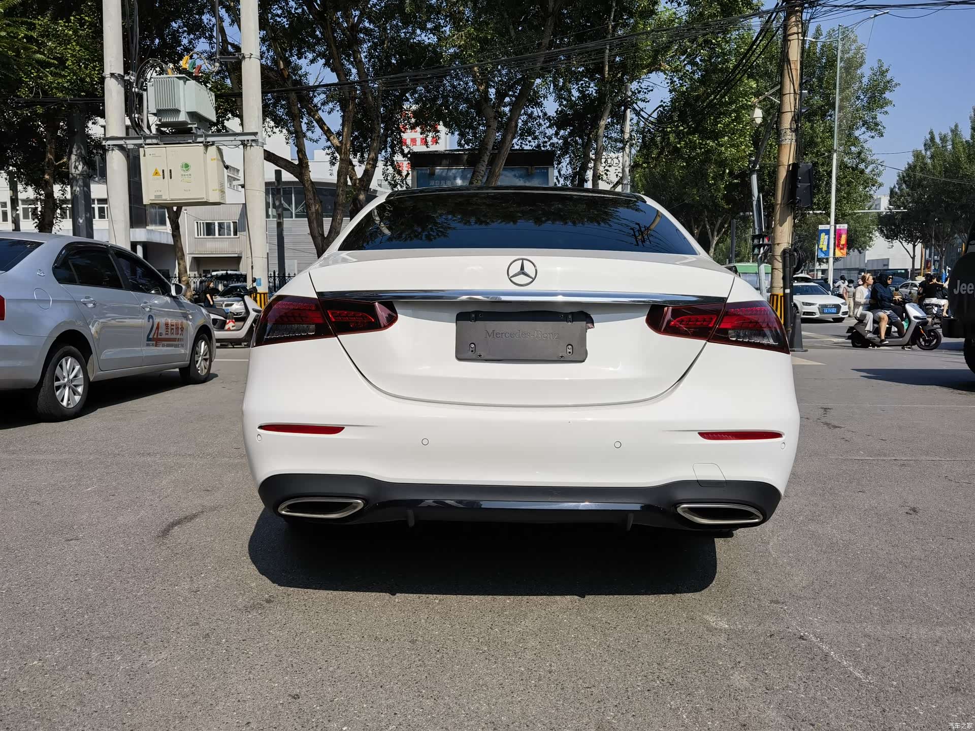 Mercedes-Benz E-Class, 2022 все фото