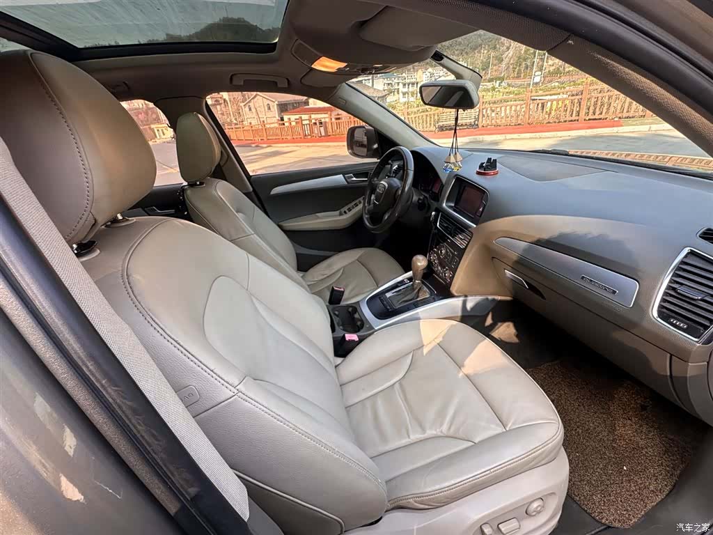 Audi Q5, 2011 16