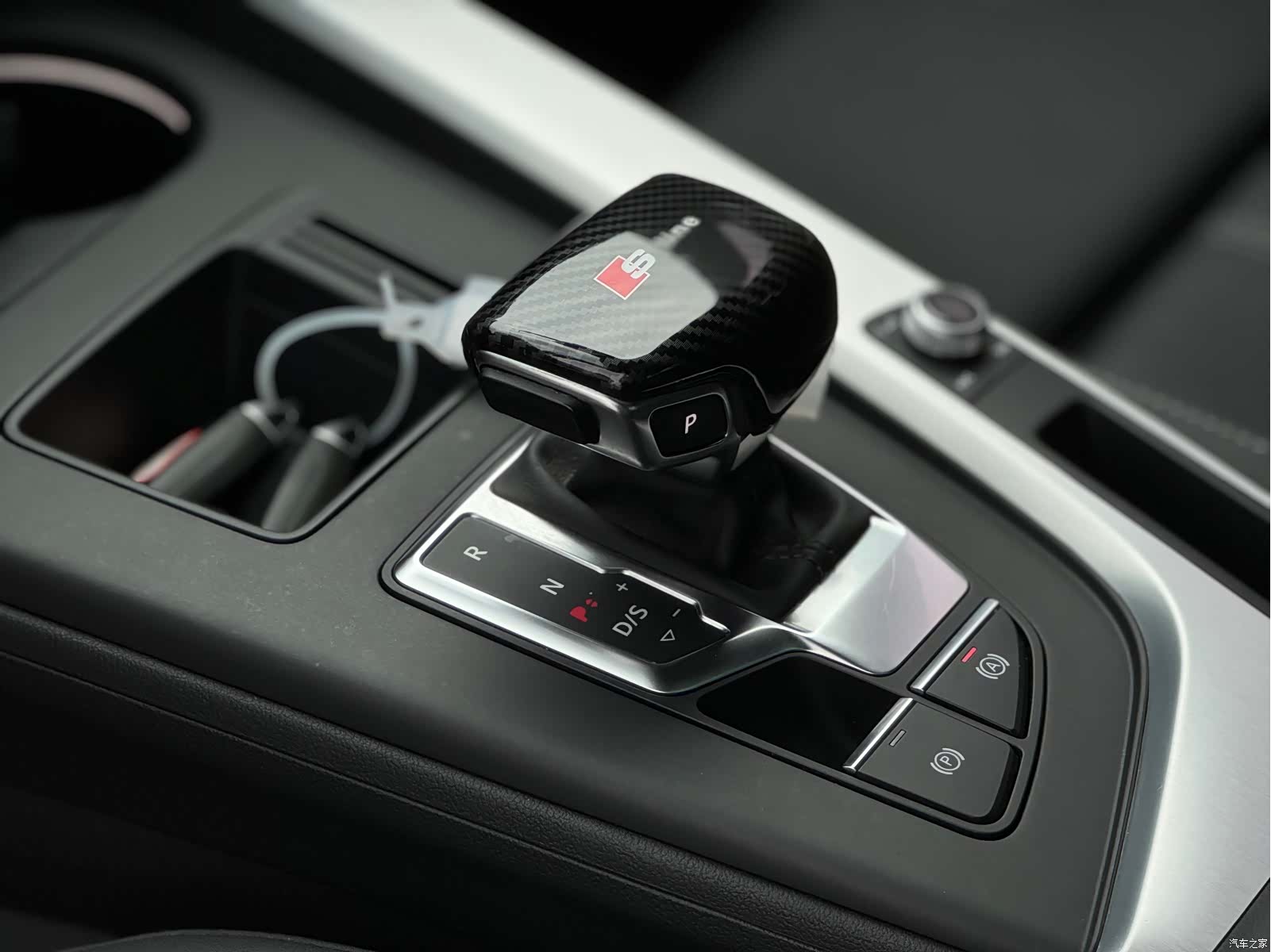 Audi A4L, 2021 11