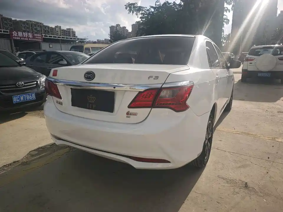 BYD F3