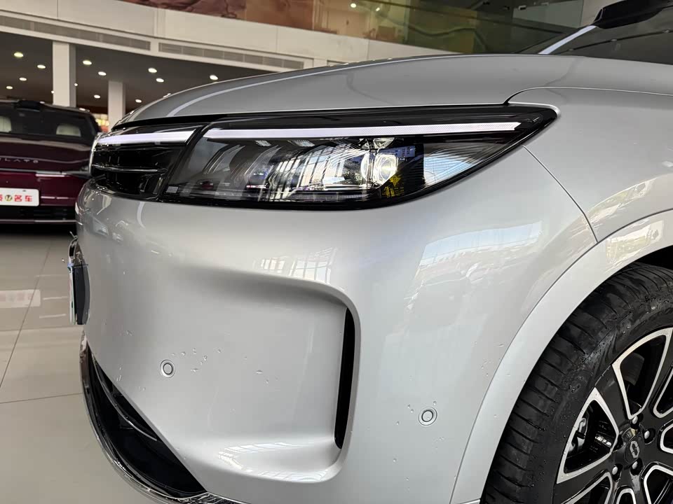 AITO Ask the world M7