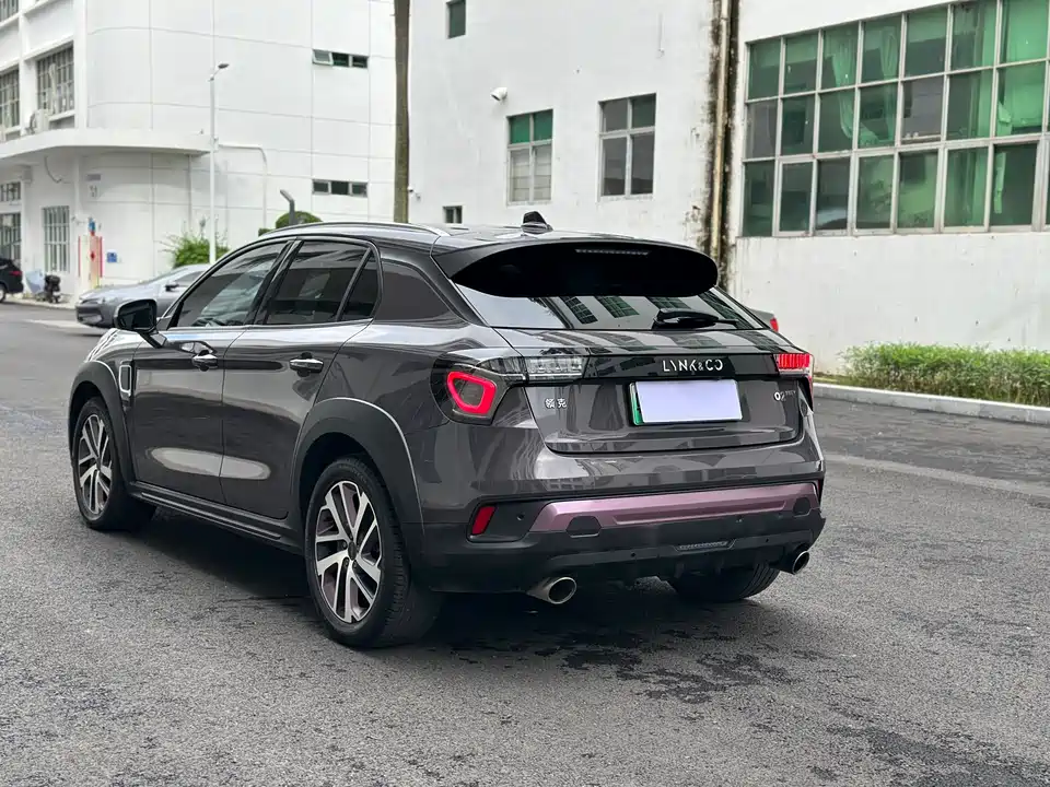 Lynk & Co 02 New energy