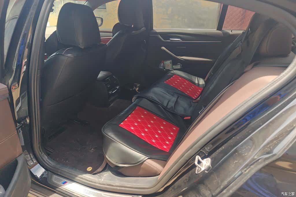 BMW 5 Series, 2022 11
