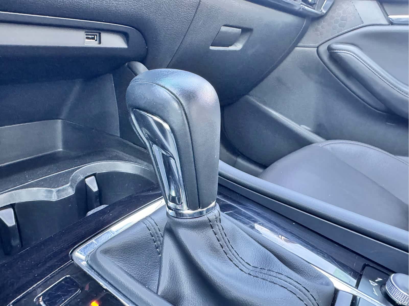 Mazda Mazda3, 2023 16