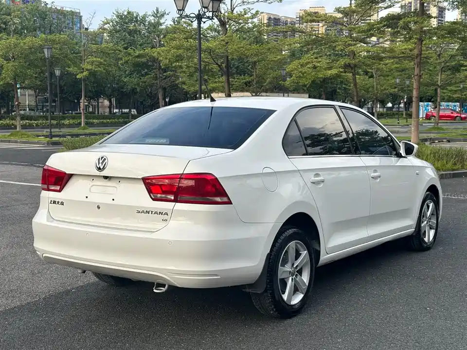 Volkswagen Santana
