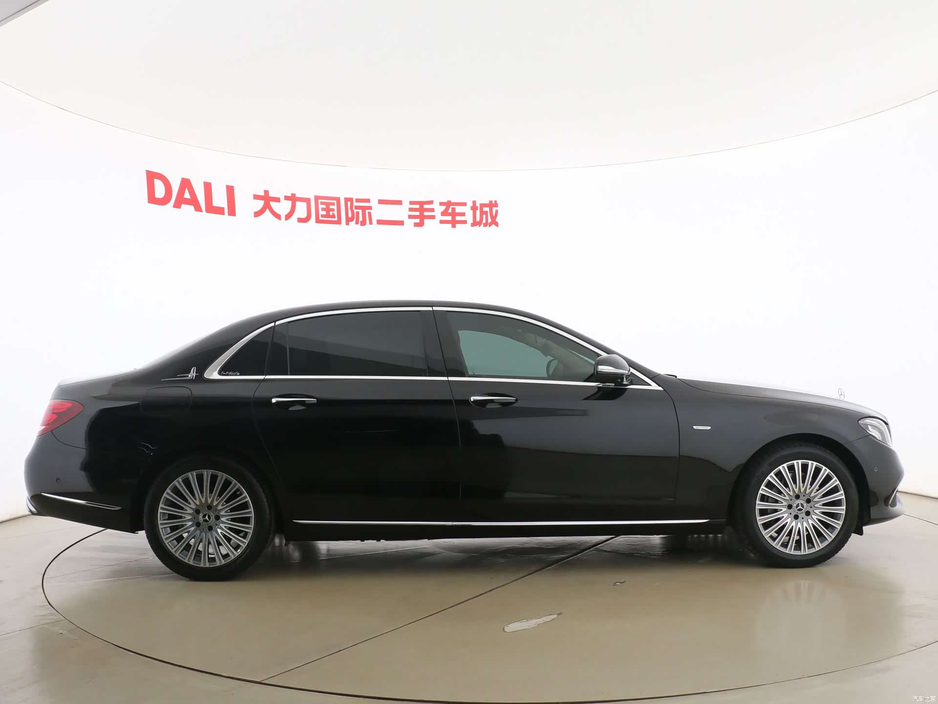 Mercedes-Benz E-Class, 2020 16