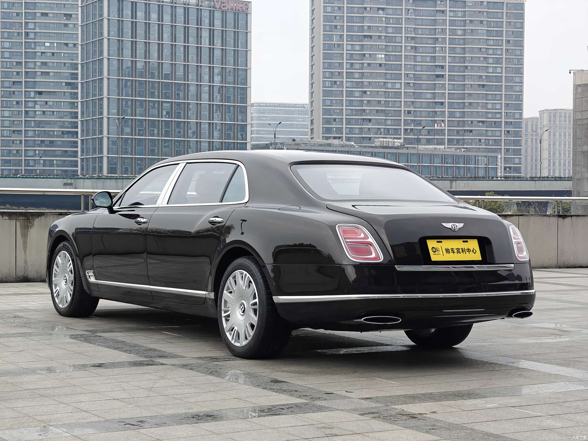 Bentley Mulsanne, 2019 все фото