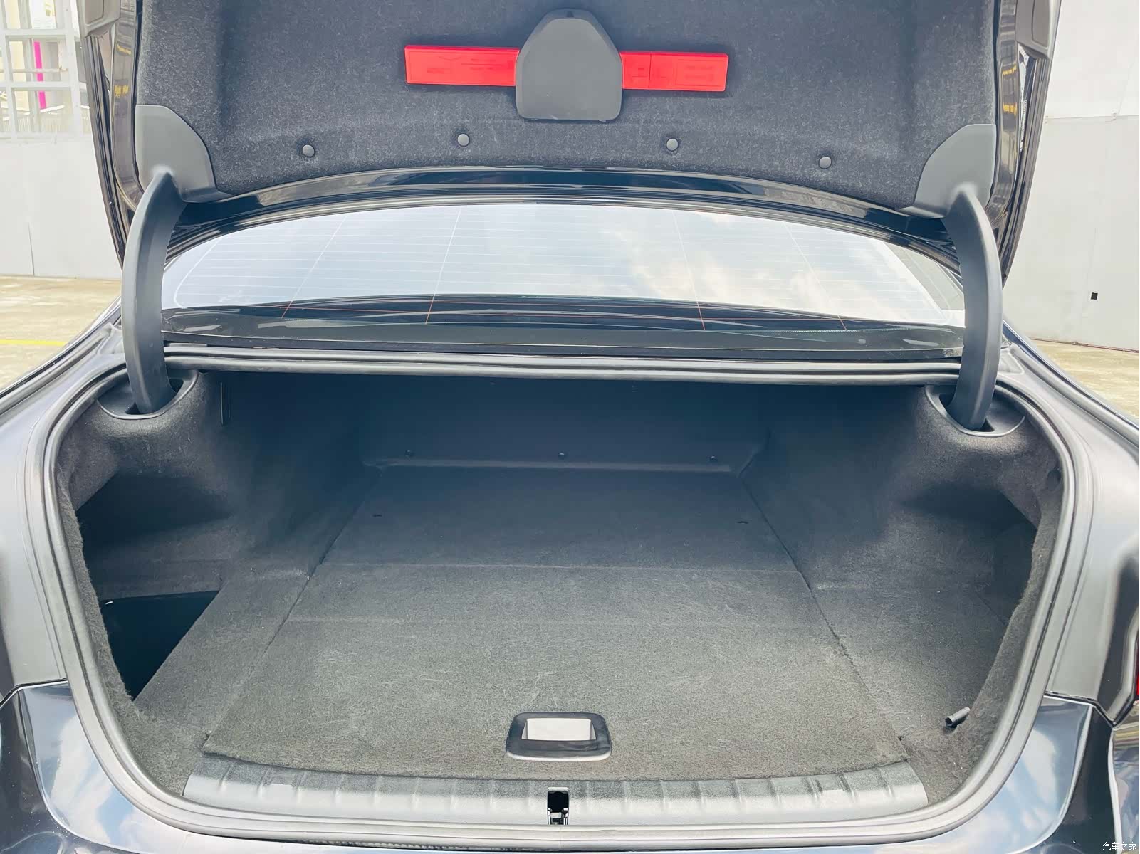 BMW 5 Series, 2021 27