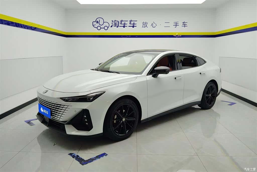 Changan UNI-V, 2023 1