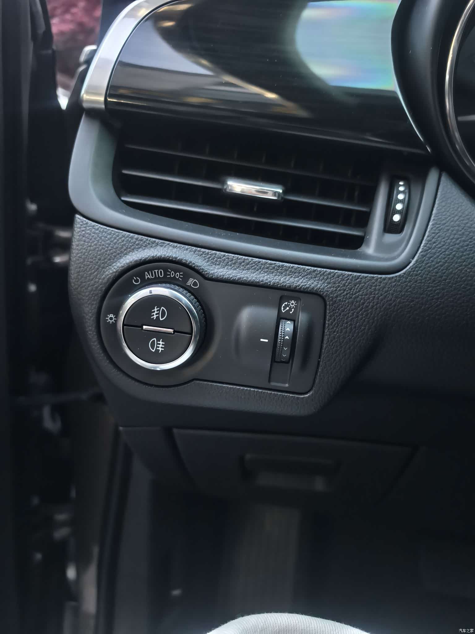 Buick Envision Plus, 2018 12