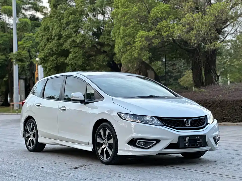 Honda Jade