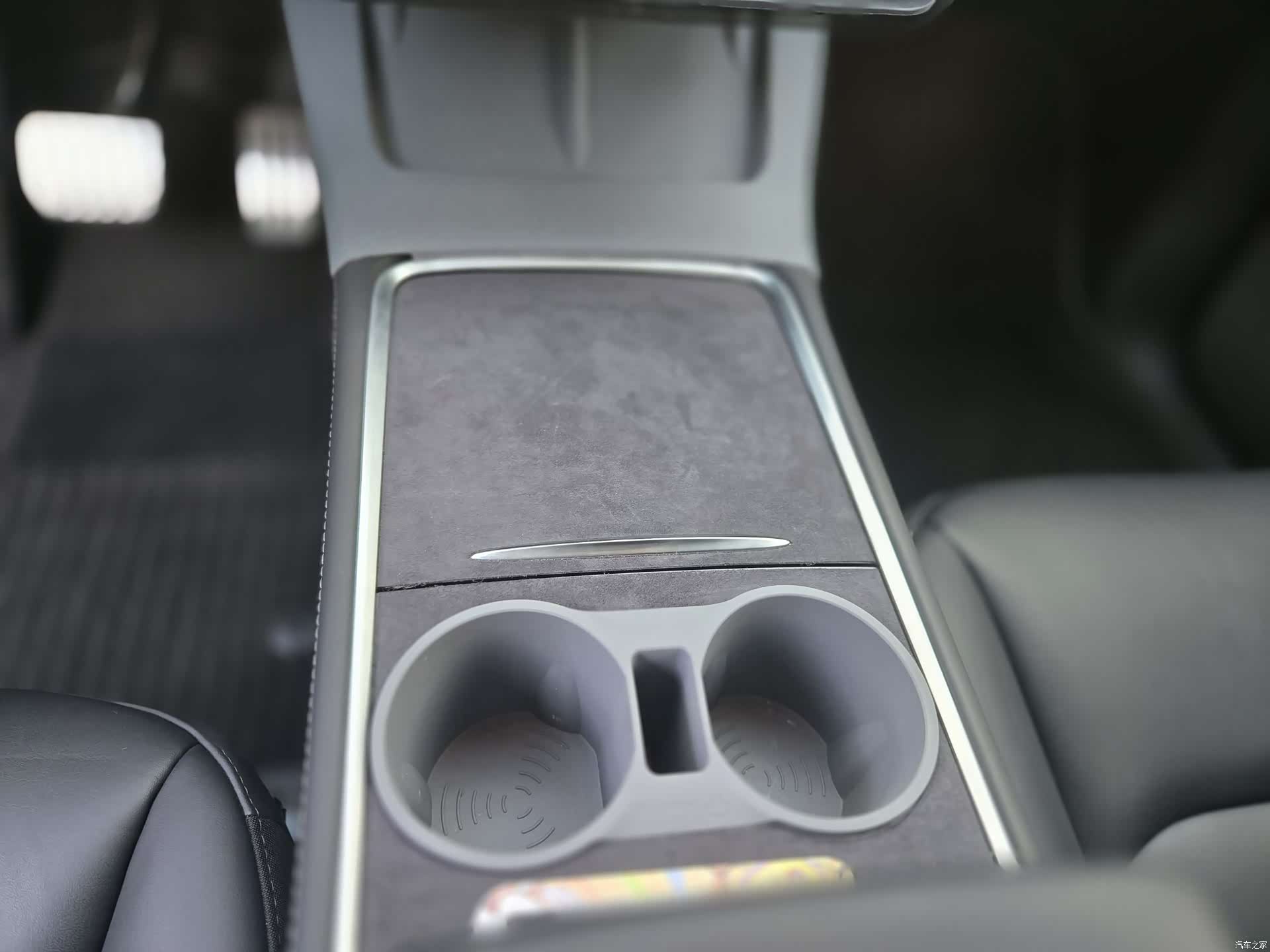 Tesla Model Y, 2025 15